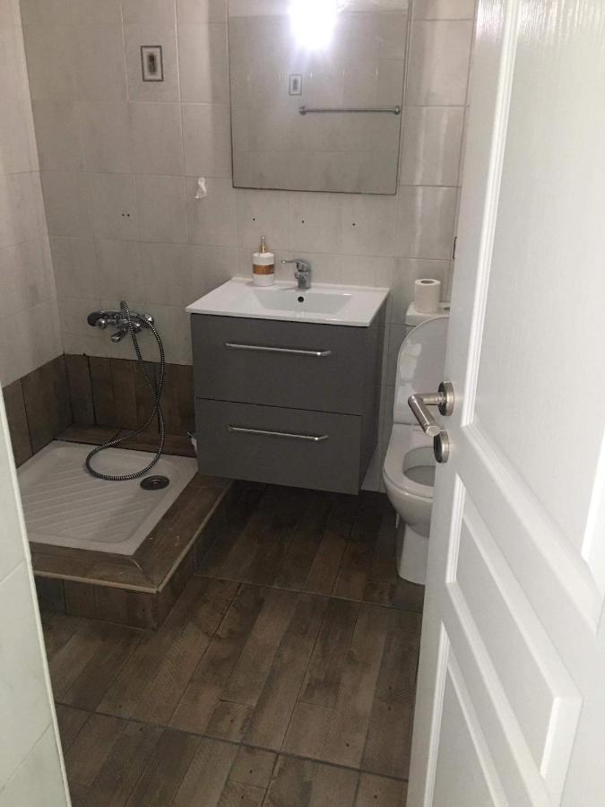 Frangeskos Beach Apartment'S Dhekelia Cantonment Ngoại thất bức ảnh